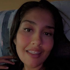 Meet your Posher, Abigail